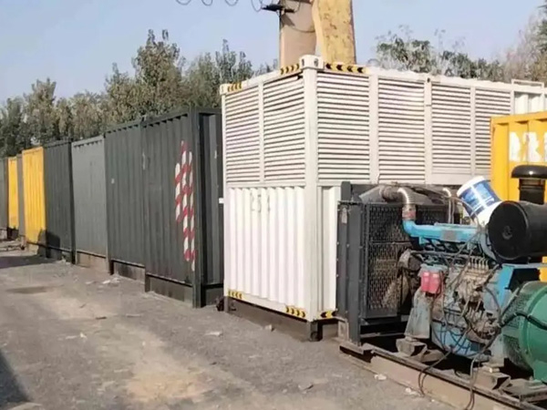 仙桃200KW柴油发电机机组每小时油耗是多少?